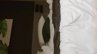 丰满的邻居妈妈在线播放黑丝后入男人最爱